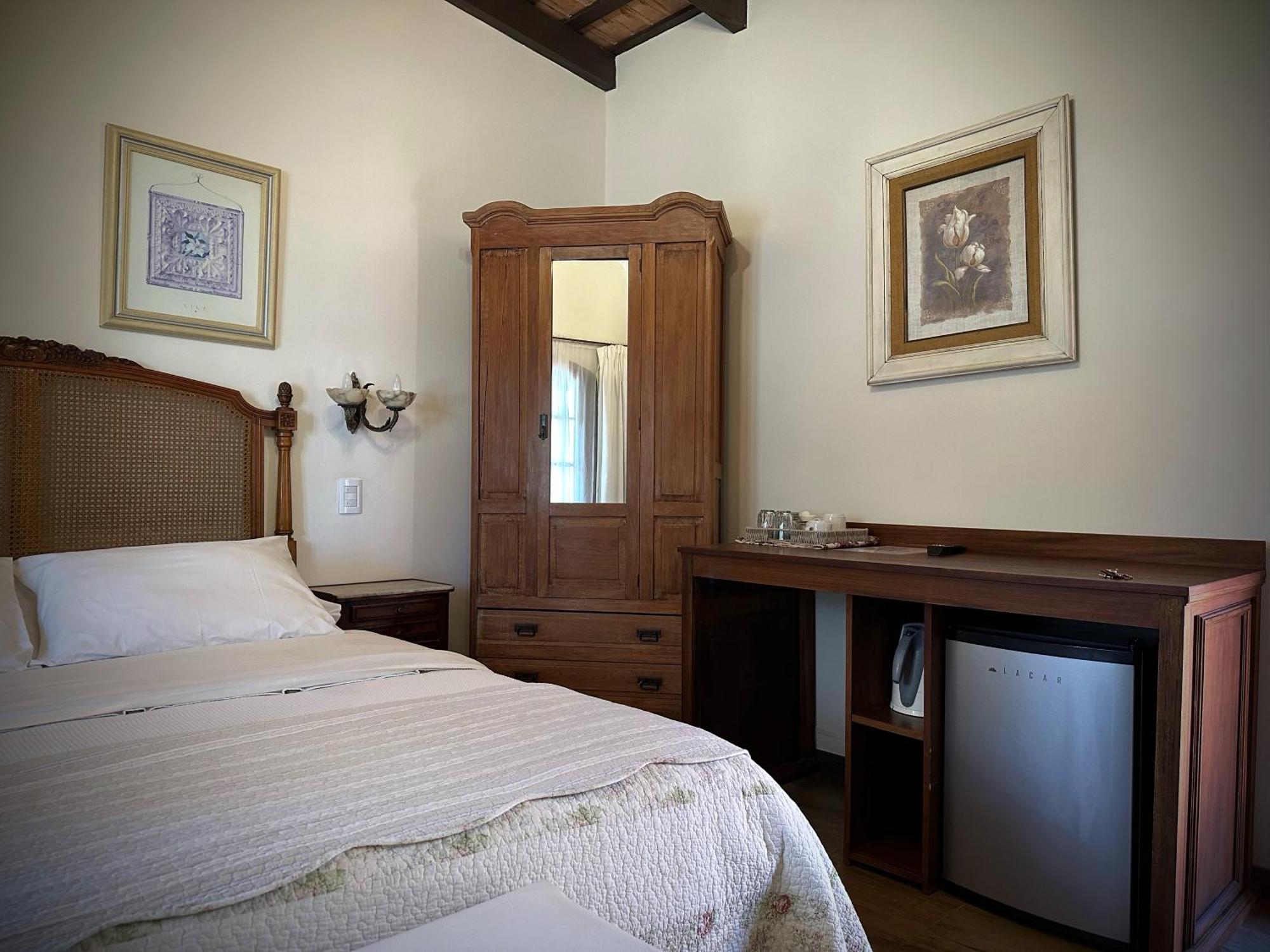 Hotel Draghi San Antonio de Areco Exterior foto